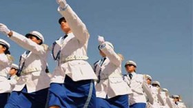 التماس 18 شهرا حبسا لشرطية أعارت بذلتها النظامية لصديقها