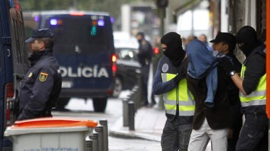 Security Services Detain Two Algerians In Spanish Anti-Terror Operation