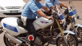 توقيف 22 جزائريا بايطاليا وإصدار مذكرة توقيف بحق 8 آخرين