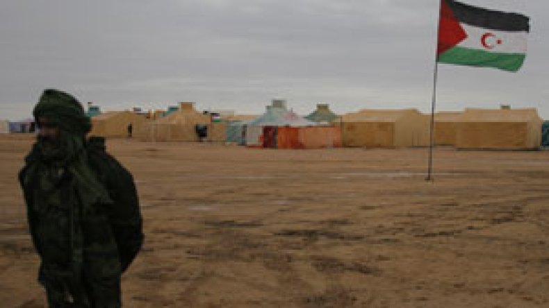 القاعدة تختطف إسبانيين وإيطالية من مخيمات اللاجئين بتندوف