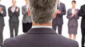 السياسة نشاط.. والفكرُ هَمّ!