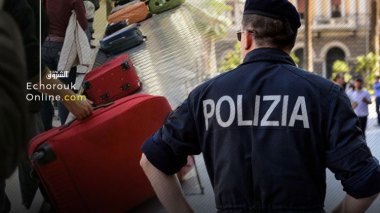 Italian Police Photograph And “Defame” Algerians Stealing Luggage!