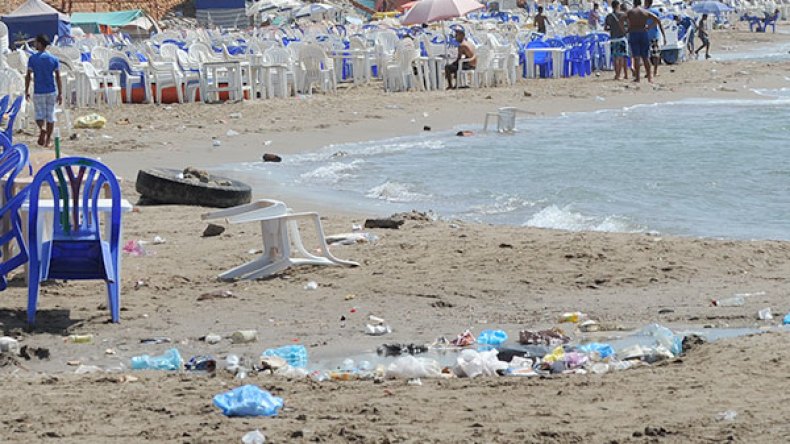 التلوث يغلق 22 شاطئا في وجوه المصطافين بالعاصمة