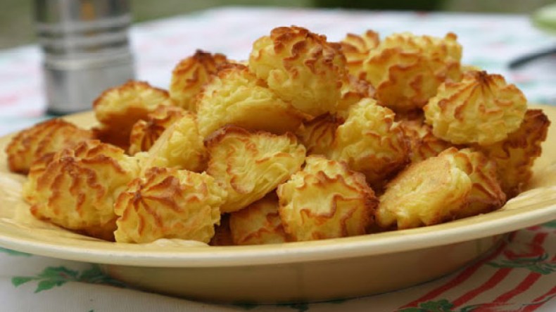 بطاطا على شكل وردات