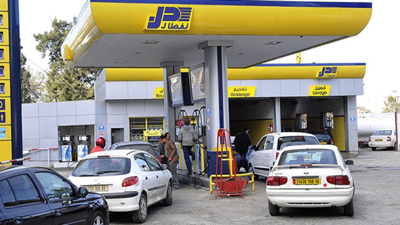 “نفطال” تضمن التموين بالوقود خلال أيام عيد الأضحى