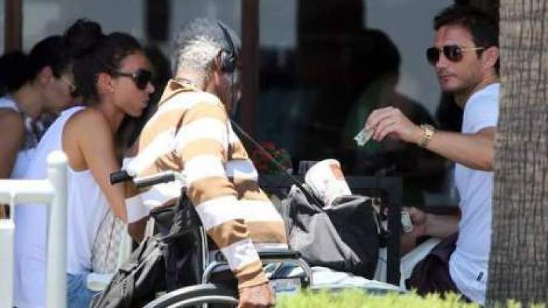 الإعلام البريطاني يصف لامبارد بـ “الكريم”