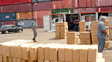 Des enquêtes ouvertes sur des marchés illicites à travers 11 ports