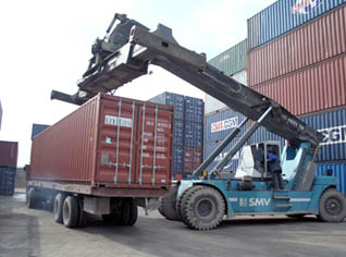 En prévision du ramadan, 12 mille conteneurs d’aliments réceptionnés en une semaine