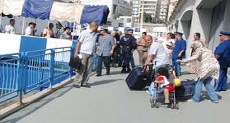 Baisse de plus de 23% du transit de passagers au port d’Alger au 1er semestre 2013