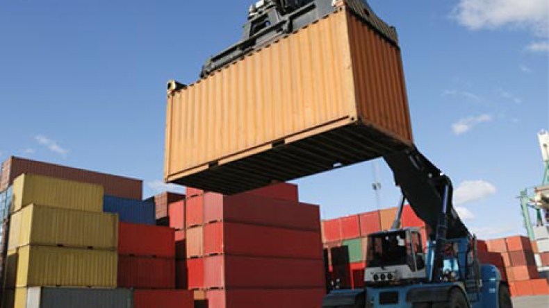 الجزائر تحقق فائضا تجاريا بـ2.84 مليار دولار شهر جانفي