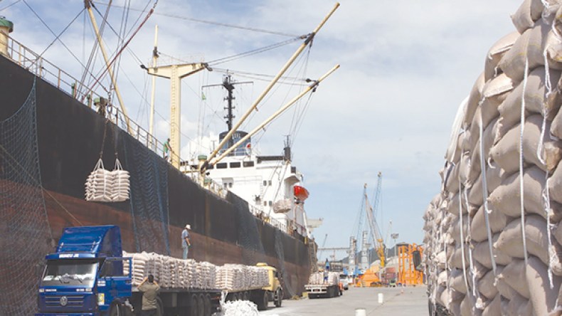 المستوردون “ينهبون” جيوب الزوالية!