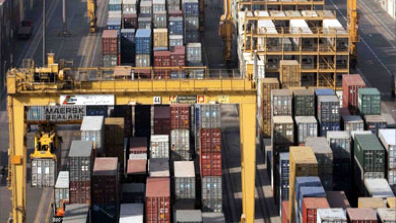 خمسة آلاف مستورد جزائري ينشئون شركات تصدير في الخارج