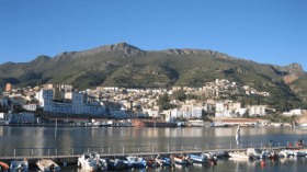 قتيلان و4 جرحى في انفجار بميناء بجاية