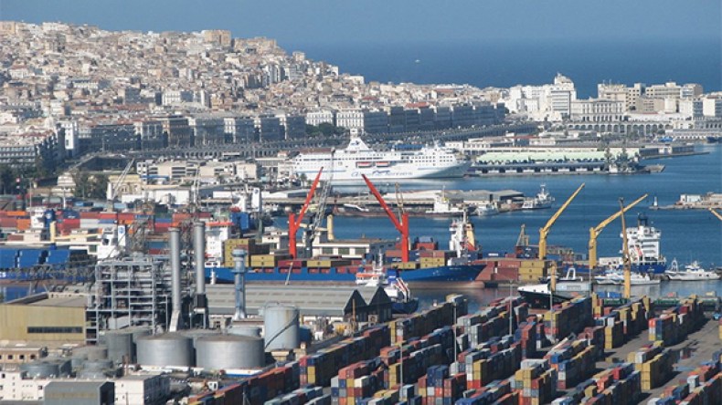 الاقتصاد العريان