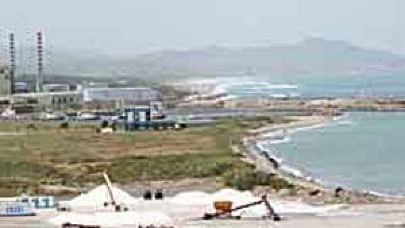 منح رخصة استغلال رصيف الحاويات بميناء جن جن لموانئ دبي