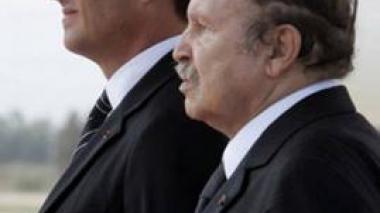 Jean-Pierre Raffarin reconnaît l’existence d’une crise entre Alger et Paris sur le Métro d’Alger