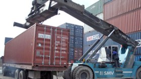 اختقاء مفاجئ لسلع أجنبية وماركات عالمية من السوق الجزائرية