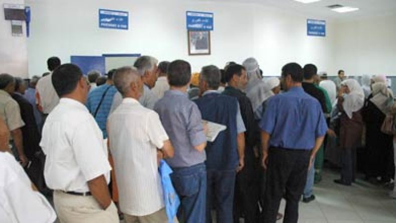 شرطة‭ ‬البريد‭ ‬في‭ ‬دوريات‭ ‬تفتيشية‭ ‬للمراكز‭ ‬لتجنب‭ ‬أزمة‭ ‬السيولة