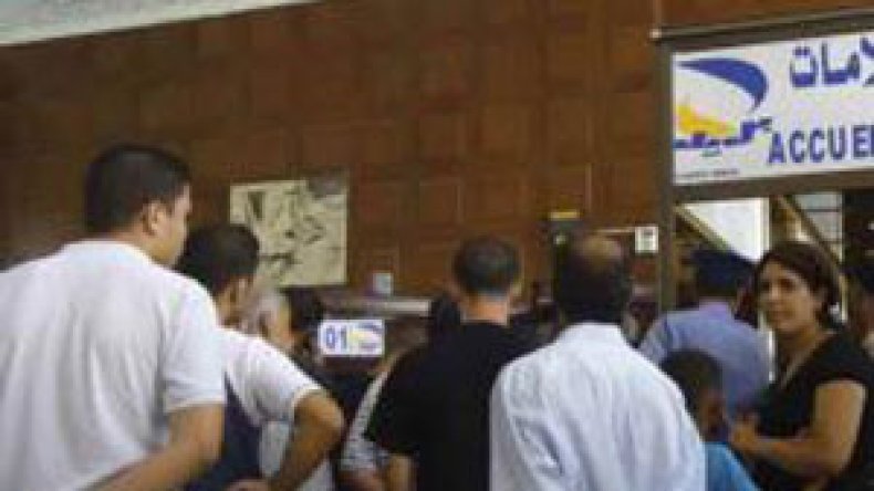 “تشيبا” لسحب أموال الزبائن من مراكز البريد خارج القانون