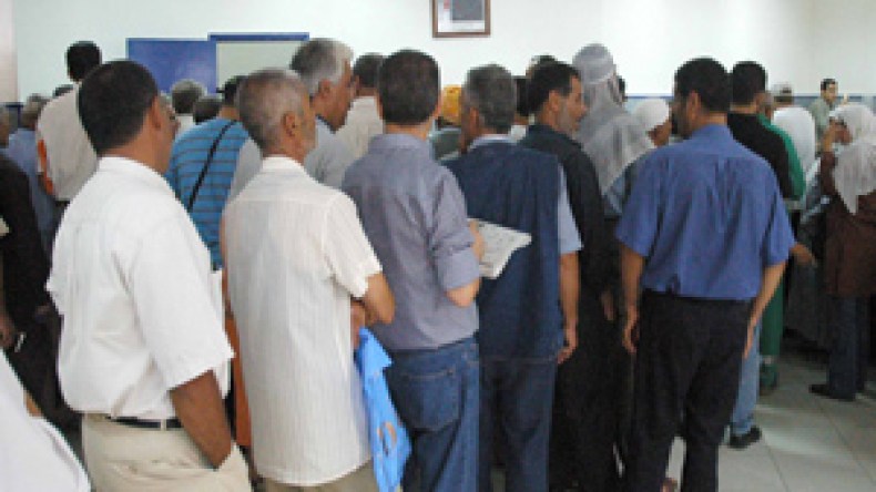 بن حمادي : مكاتب البريد تتوفر على السيولة المالية الضرورية