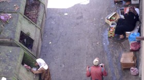 40  امرأة تسترزق من قمامة سوق علي ملاح بالعاصمة