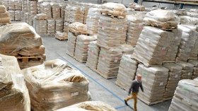 7 سنوات سجنًا لأعوان سرقوا 22 طنّا من بودرة الحليب!