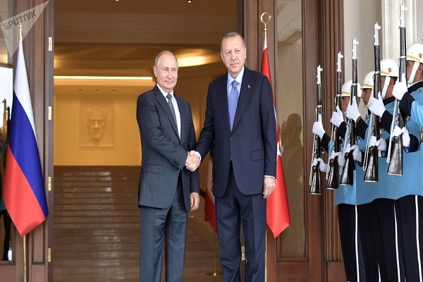 Offensive turque en Syrie: Poutine invite Erdogan en Russie