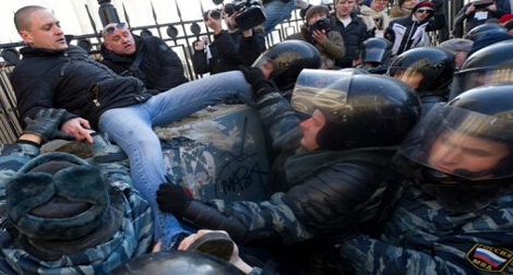 Manifestation antiPoutine à Moscou: une trentaine d'opposants interpellés