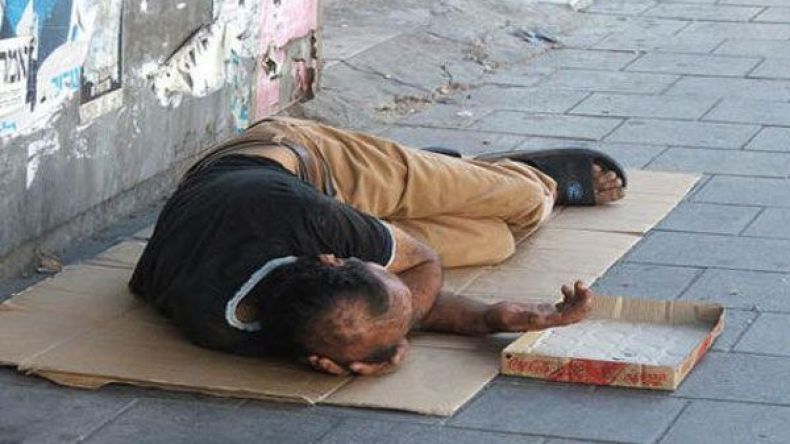 قانون “الأقلية الساحقة”