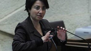 Pour avoir pris part à la flottille pour Ghaza : une députée arabe à la Knesset perd ses privilèges
