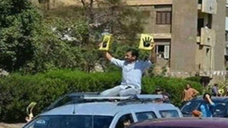 الرياضيون المتعاطفون مع “محمد مرسي”..في خطر!