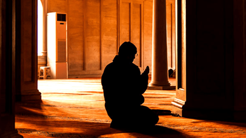 أربعة مواطن يندم فيها المفرّطون