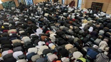 La limitation de la durée de la prière des “taraouih” déplait aux fidèles