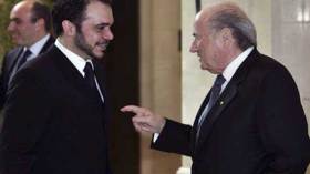 بلاتر واثق من الفوز على الأمير علي