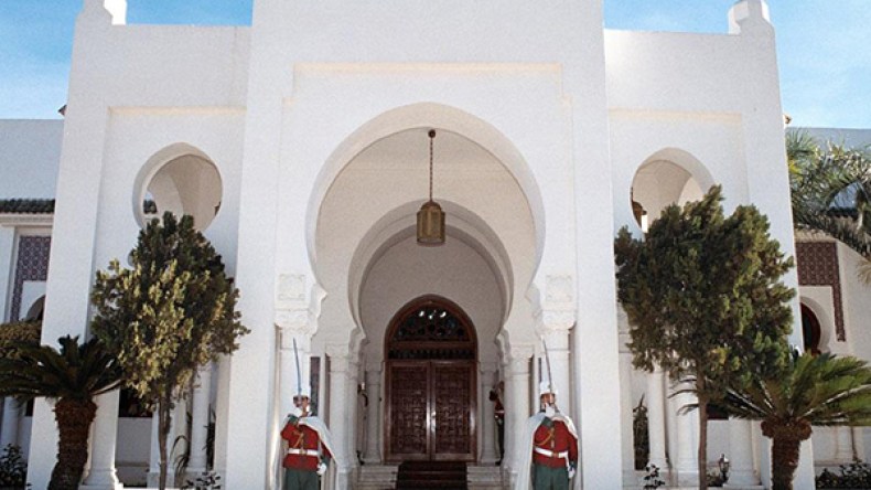 بوتفليقة يجري حركة تغيير واسعة في سلك الولاة