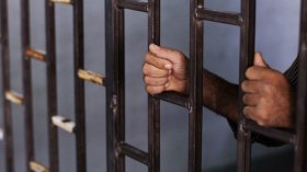 سجين يشيد بالأعمال الإرهابية داخل المؤسسة العقابية بسكيكدة