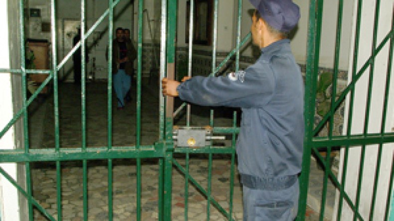 تأييد حبس رئيس مصلحة الاستعلامات العامّة السابق بوهران