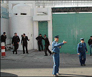 700 foreigners detained in Algerian prisons