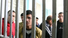 السلطات الليبية تشرع في تجميع السجناء الجزائريين بسجن جديدة