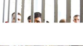 78 سجينا جزائريا ينتظرون الإفراج