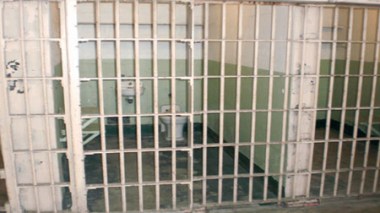 Tunisie : Dix prisonniers algériens cousent leurs bouches