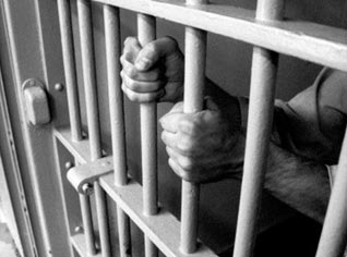 Libya prisonersâ€™ families to protest at presidentâ€™s office