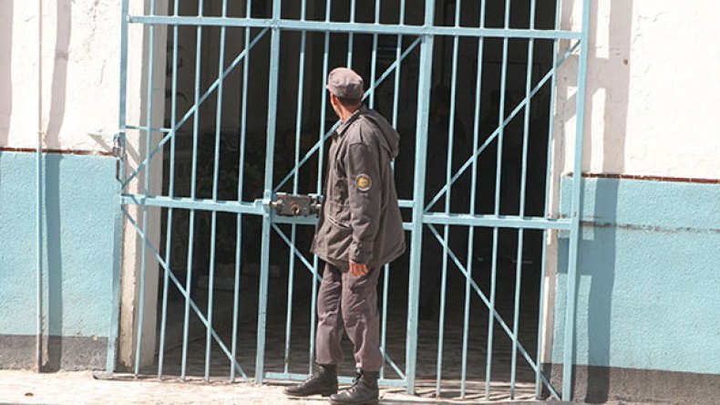 لا دخول للمحامين إلى السجون من دون وضع “شارة” الزيارة