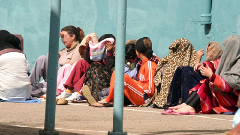 جزائريات يُحاكمن ويدخلن السجن بسبب.. الحب