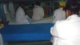 تلاوة القرآن ولعبة “الدومينو” لتذوّق الحرية داخل السجن