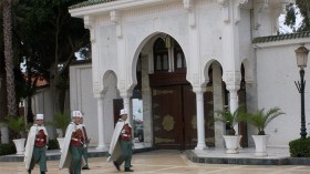 32 إعلان ترشح للرئاسيات