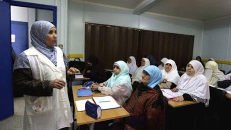 هذا ما قاله وزير التربية بخصوص وضعية معلمي محو الأمية