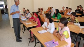 الوزارة تفتح  مناصب جديدة لتخفيف الضغط على الأساتذة