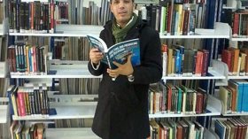 وصول الأستاذ الجامعي الذي توبع في الأردن إلى الجزائر