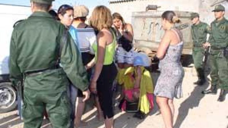 توقيف 120 شخص و50 عاهرة كانوا في سهرة جنس بسطيف!